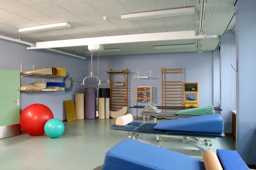 Handi-Move - Transverse rails, Ceiling track installations Handi-Move - Transverse rails, Ceiling track installations