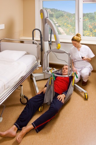 Mobile hoist 2600 (Victor) ; Mobile hoists with tilting spreader bar 2610 (Victor) - Handi-Rehab Patient lift hoist