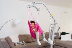 Mobile hoist 1630 ; Slings for children - Handi-Rehab Patient lift hoist