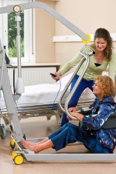 Mobile hoist 1640 ; Handi-Move Body Support® - Handi-Rehab Patient lift hoist