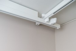 Ceiling track installations ; Traverse Rail - Handi-Rehab Patient lift hoist